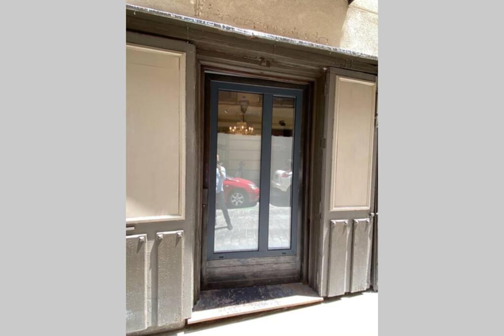 Opera Suites Fidelio , Cozy Studio In The Very Center Of Madrid Eksteriør billede