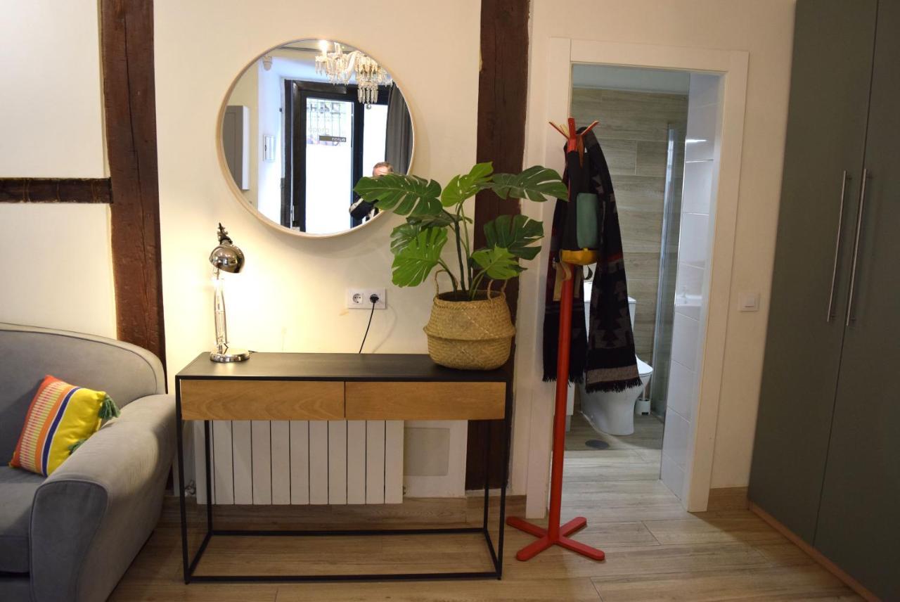 Opera Suites Fidelio , Cozy Studio In The Very Center Of Madrid Eksteriør billede